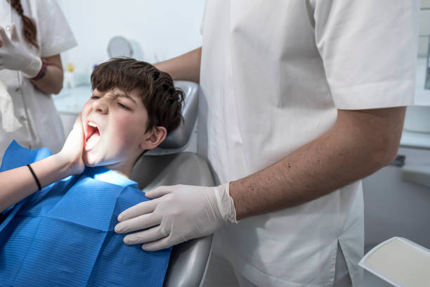 Best Emergency Dental Care for Broken or Chipped Teeth in Shaw Heights, CO